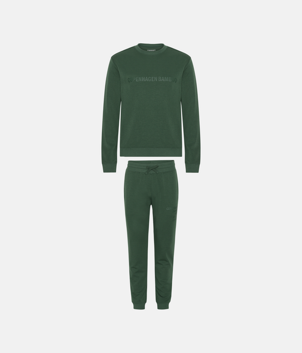 Grönt joggingset i bambu med logotyp