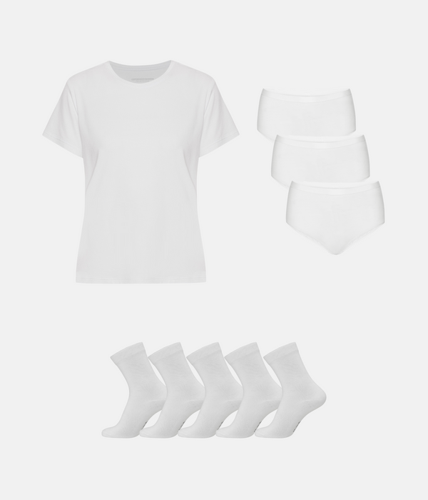 Bambupaket - T-shirt & Maxitrosor & Strumpor - Vit
