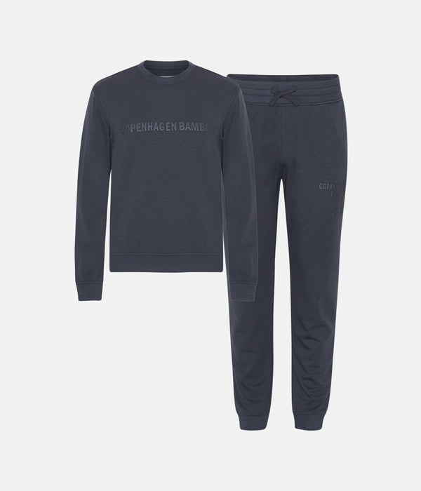 Mörkgrå bambu joggingdräkt med logotyp