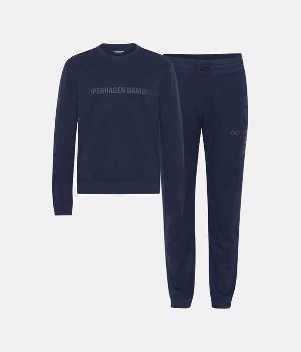 Marinblått joggingset i bambu med logotyp
