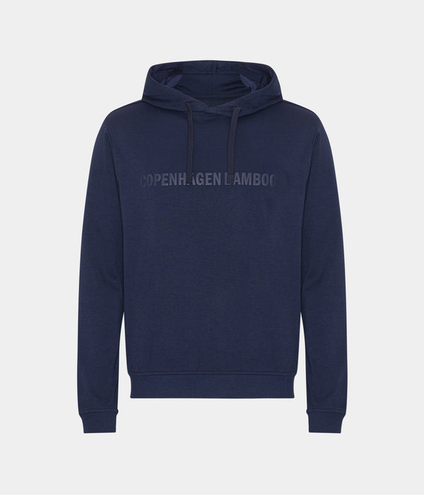 Marinblått joggingset med bambuhuva och logotyp