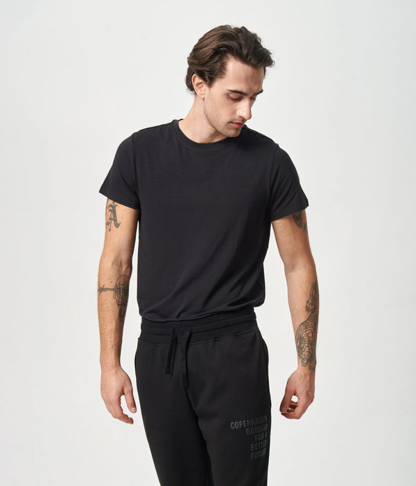 Bambupaket - T-shirt &amp; Herrkalsonger &amp; Strumpor - Svart